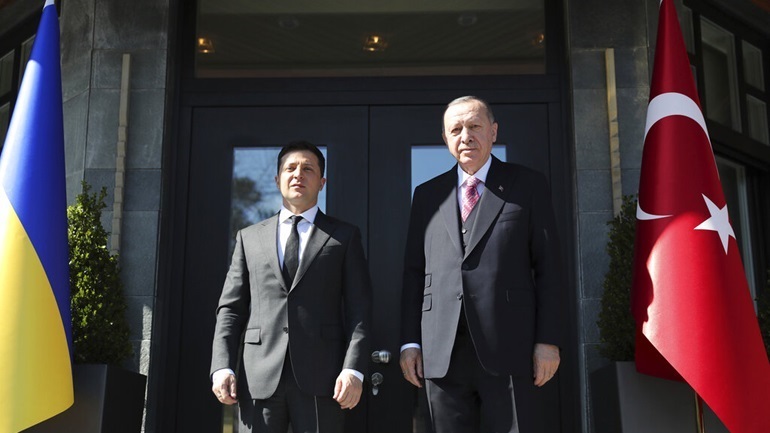 Στην Κωνσταντινούπολη την Παρασκευή ο Ζελένσκι για να συναντηθεί με τον Ερντογάν